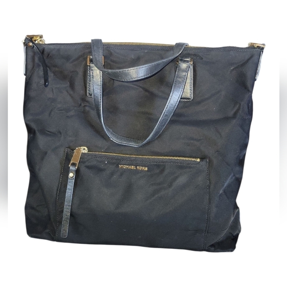 Michael Micheal Kors Black Nylon Goldtone Hardware Jet Set Travel Tote Bag - Picture 2 of 10